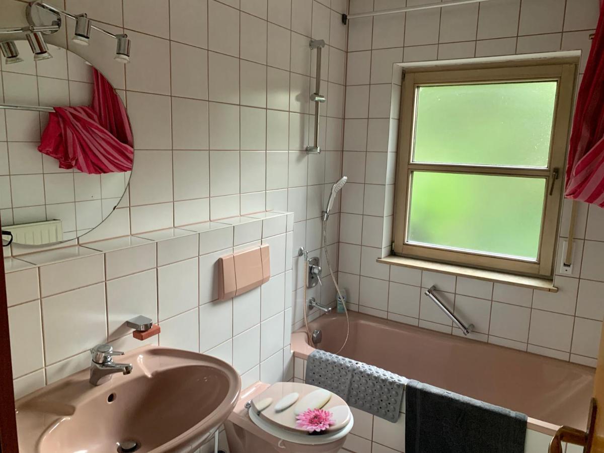 Einladendes Appartement Im Gruenen Fuer 2 Personen Ostrach エクステリア 写真