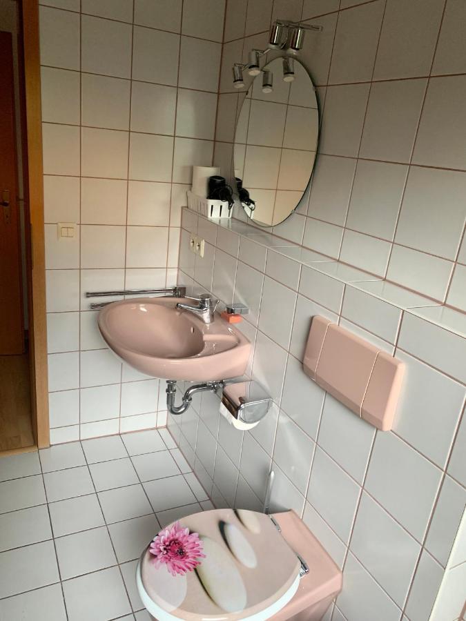 Einladendes Appartement Im Gruenen Fuer 2 Personen Ostrach エクステリア 写真