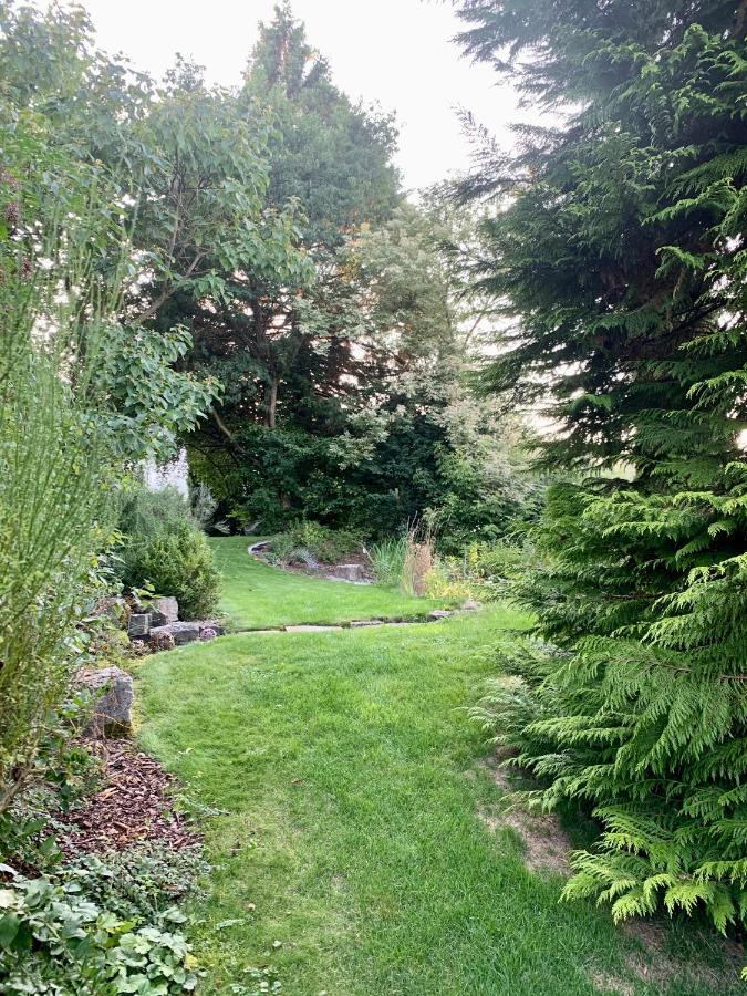 Einladendes Appartement Im Gruenen Fuer 2 Personen Ostrach エクステリア 写真